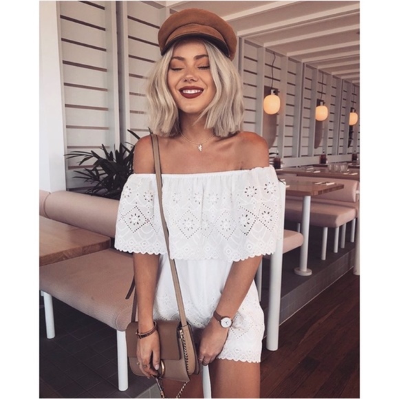 Boutique Pants - NWT Gorgeous white off shoulder romper